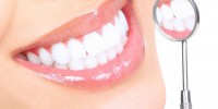Как отбелить зубы в домашних условиях: секреты ослепительной улыбки